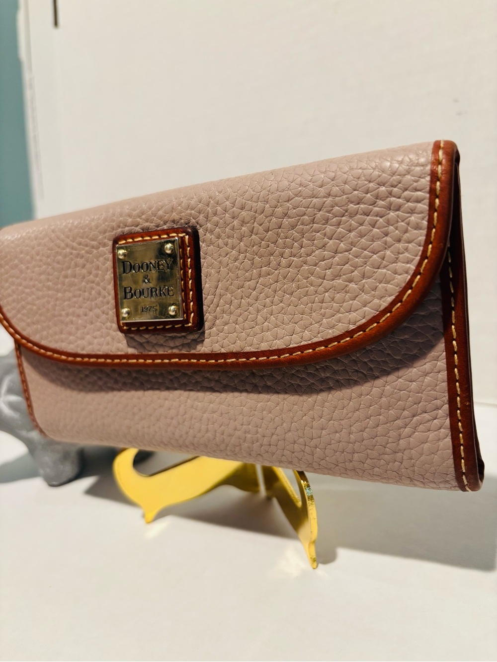 Dooney & Bourke Pebble Leather Wallet w - Picture 1 of 10